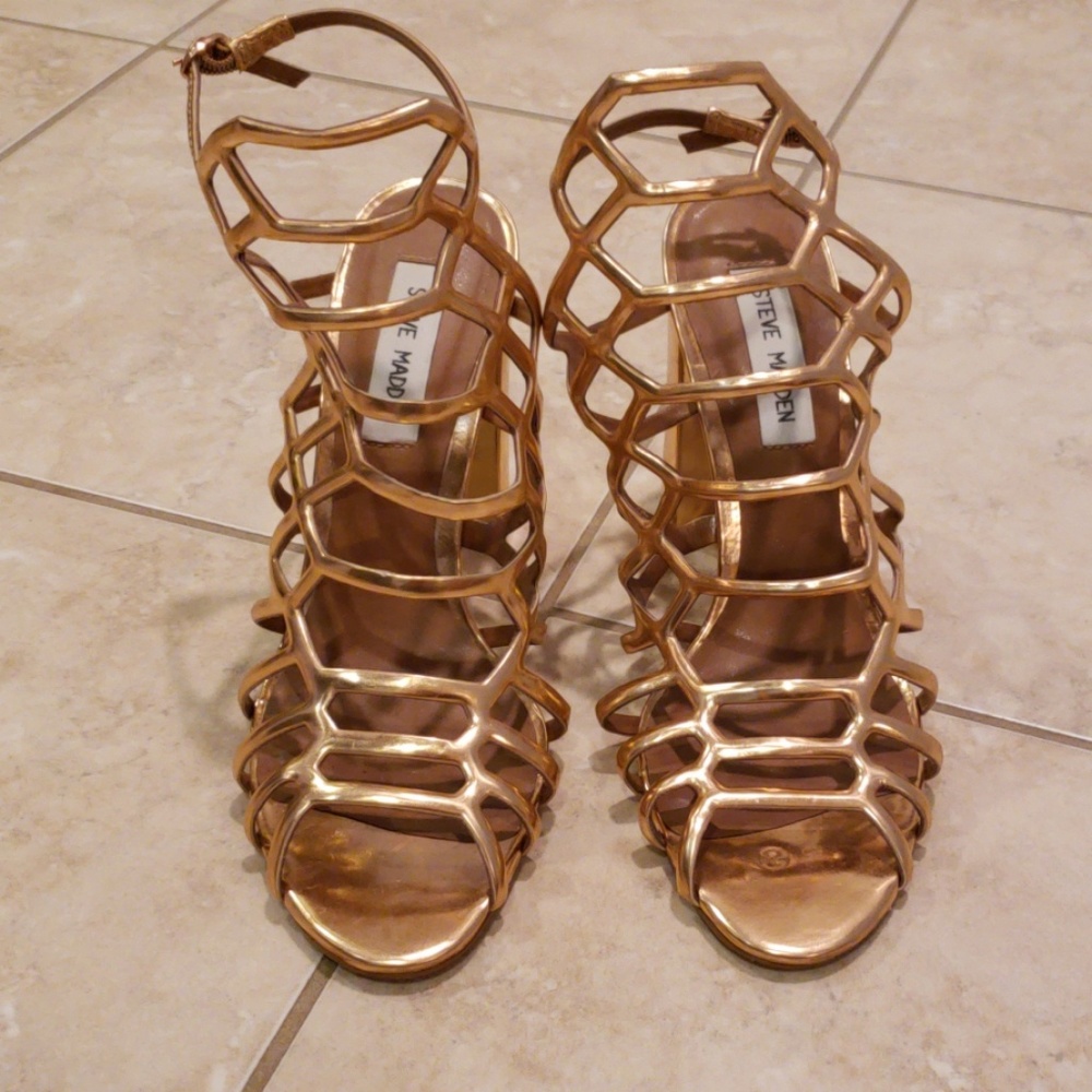 STEVE MADDEN Rose Gold Caged Heels 8.5M
